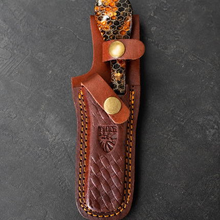 Fossil "Amber Hive" Damascus Bull Cowboy Cutter | Honeycomb Resin Handle | Hand-Tooled Leather Sheath TK-513