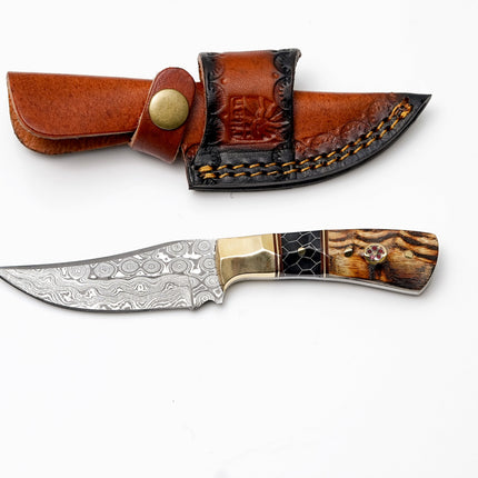 Damascus Steel Trailing Point Hunter | Brass Bolster, Exotic Wood & Honeycomb Handle | Scout Carry TK-495