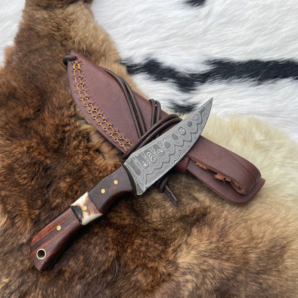 Introducing the TK-060 Damascus Steel Skinner Knife with Rosewood & Stag Grip