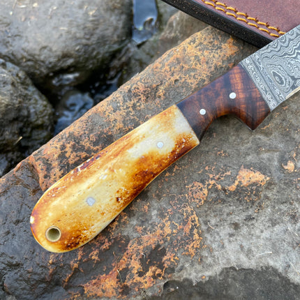 Bonning and flaying knife with High Carbon Ladder Damascus TK-034