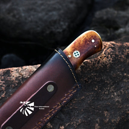 Custom /Spade/ Damasucs Steel Hunting Knife (SPADE)