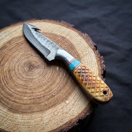 "Amber Turquoise" Damascus Gut-Hook Skinner | Genuine Damascus Steel Blade, Turquoise Inlay TIK-009