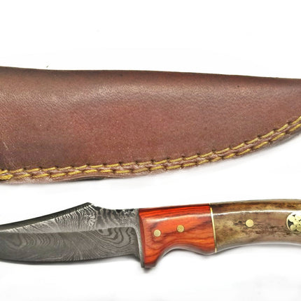 Damascus Steel Skinner Knife, Pekka Wood & Dyed Bone Td-196