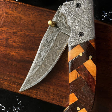 Custom Checkered classico - Raindrop Damascus folding blade/ EDC/ Checkered (Walnut & Olive) TF-001Y